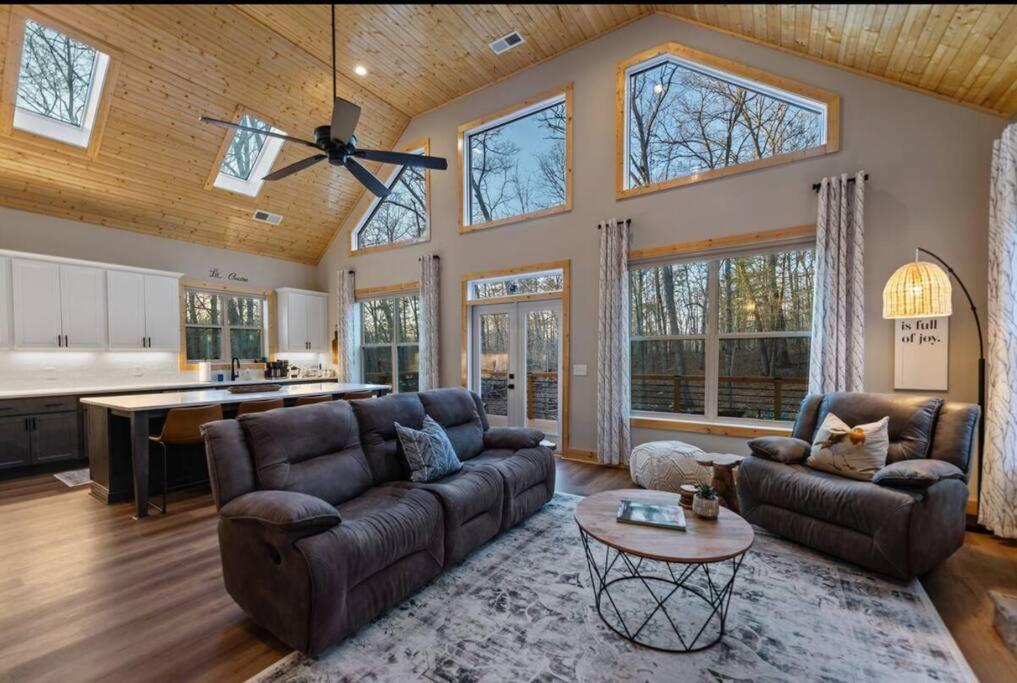 Peaceful Modern Chalet In 埃利杰 外观 照片